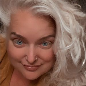 Meet your Posher, Melanie